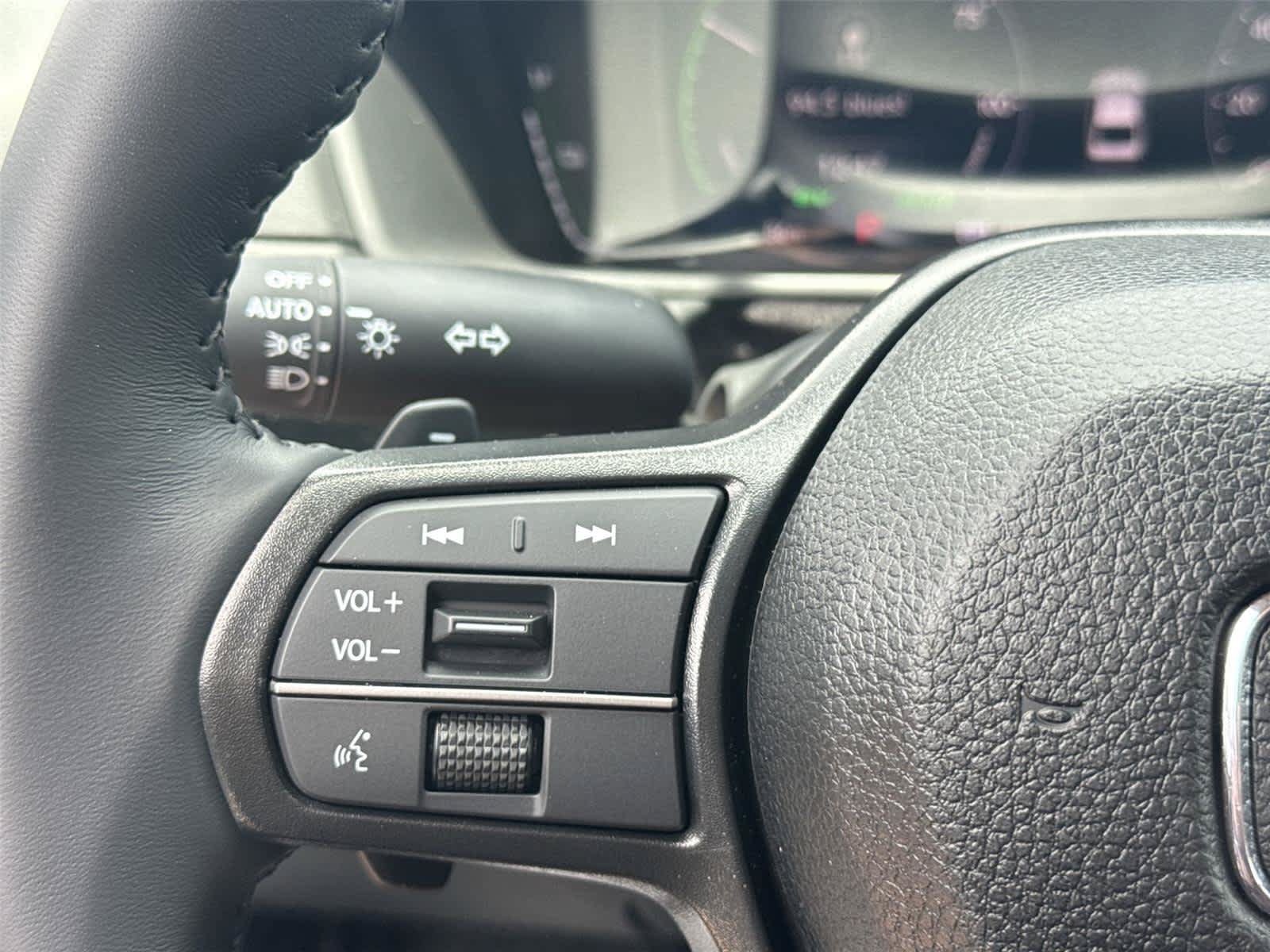 Used 2025 Honda Accord EX-L image 19