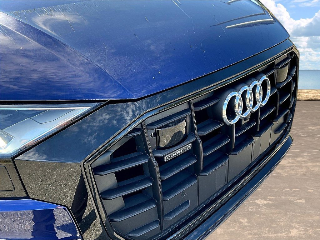 Used 2019 Audi Q8 Prestige w/ Adaptive Chassis Package AWD/4WD image 33
