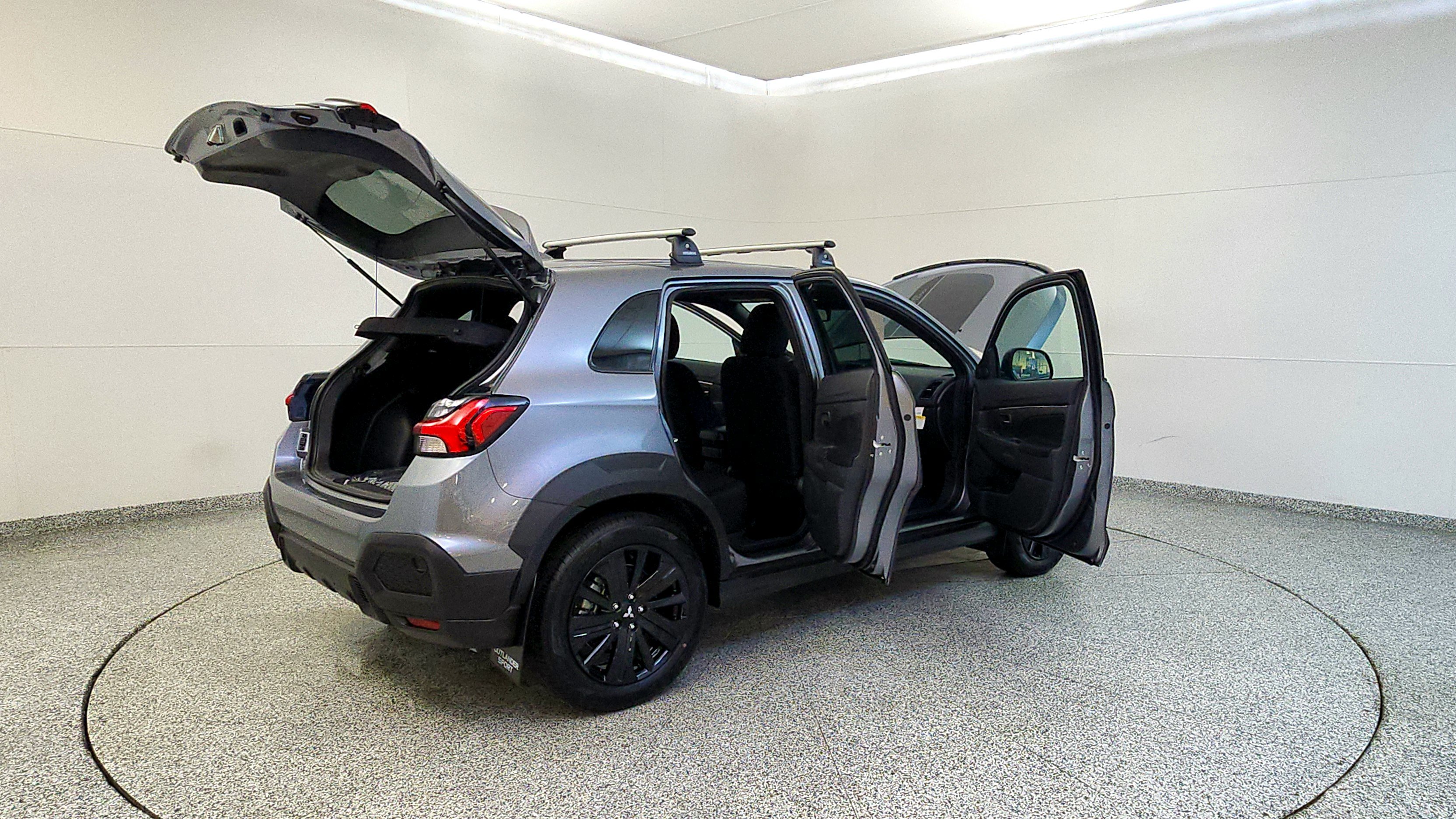 Used 2025 Mitsubishi Outlander Sport AWD image 12