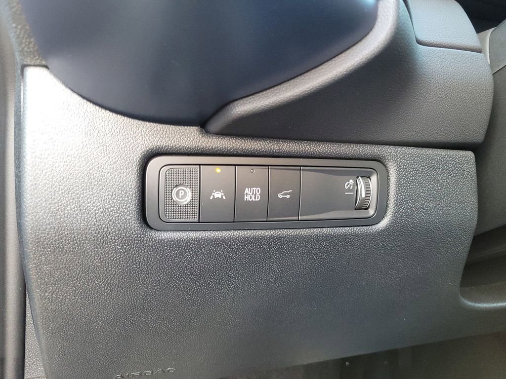 New 2026 Chevrolet Equinox EV LT image 17