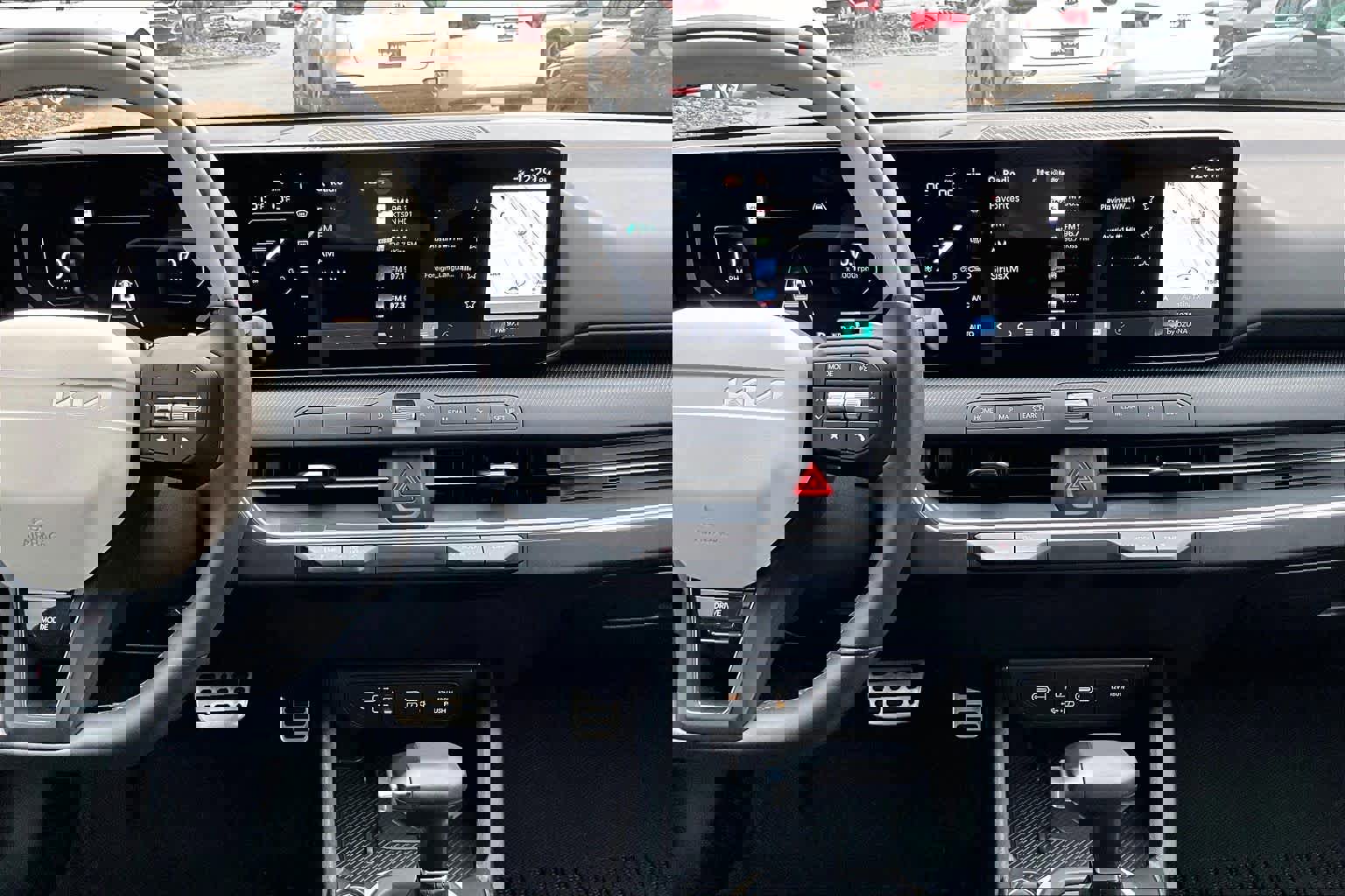 Used 2025 Kia K4 GT-Line Turbo image 7