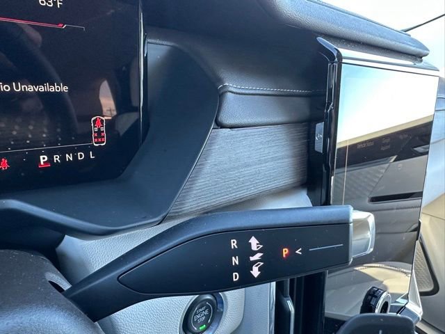 Used 2024 GMC Acadia Denali AWD/4WD image 19