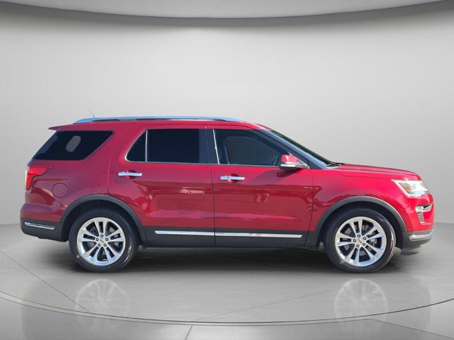 Used 2018 Ford Explorer Limited w/ Equipment Group 301A FWD image 9