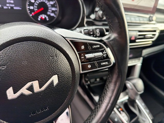 Used 2022 Kia Seltos EX image 12