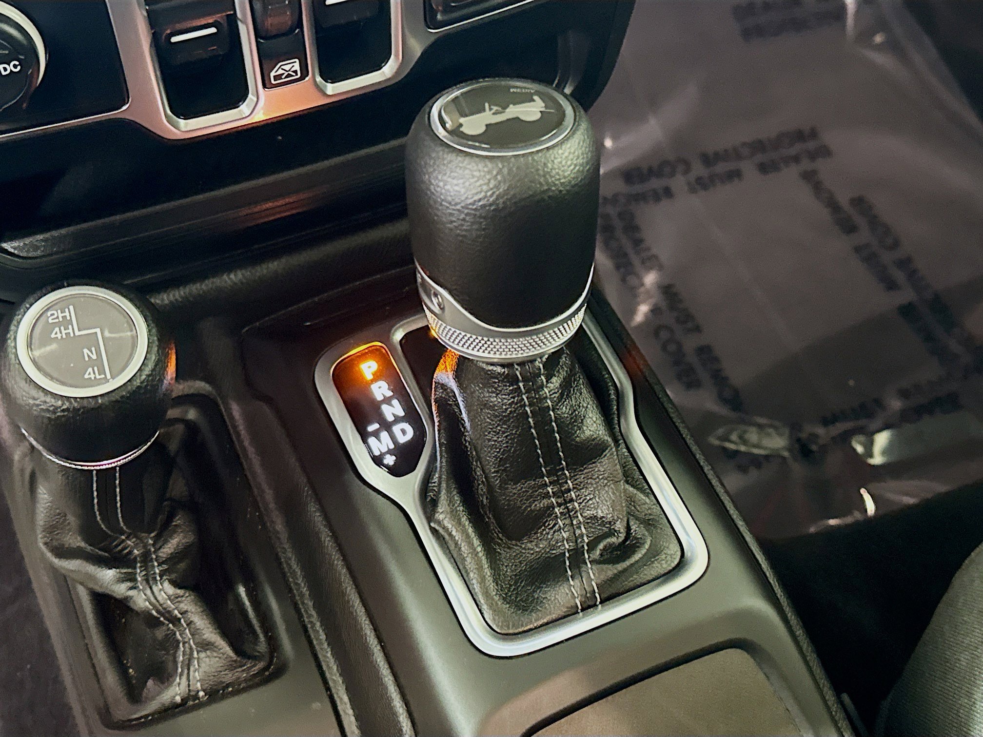 Used 2025 Jeep Wrangler Sahara image 20