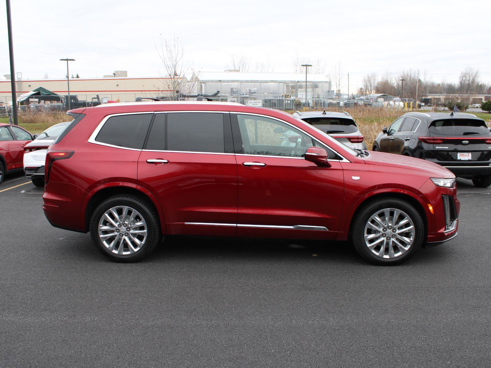 Used 2021 Cadillac XT6 Premium Luxury image 4