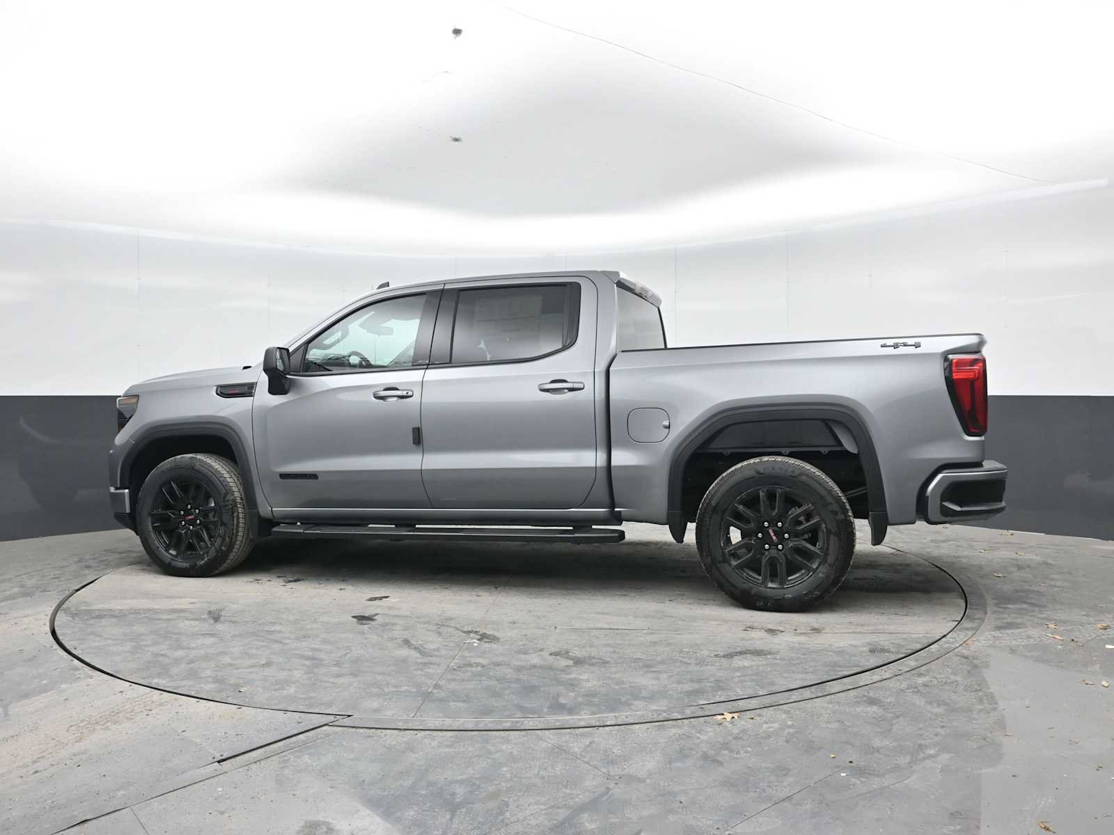 New 2026 GMC Sierra 1500 Elevation w/ LPO, Elevation Black Package AWD/4WD image 3