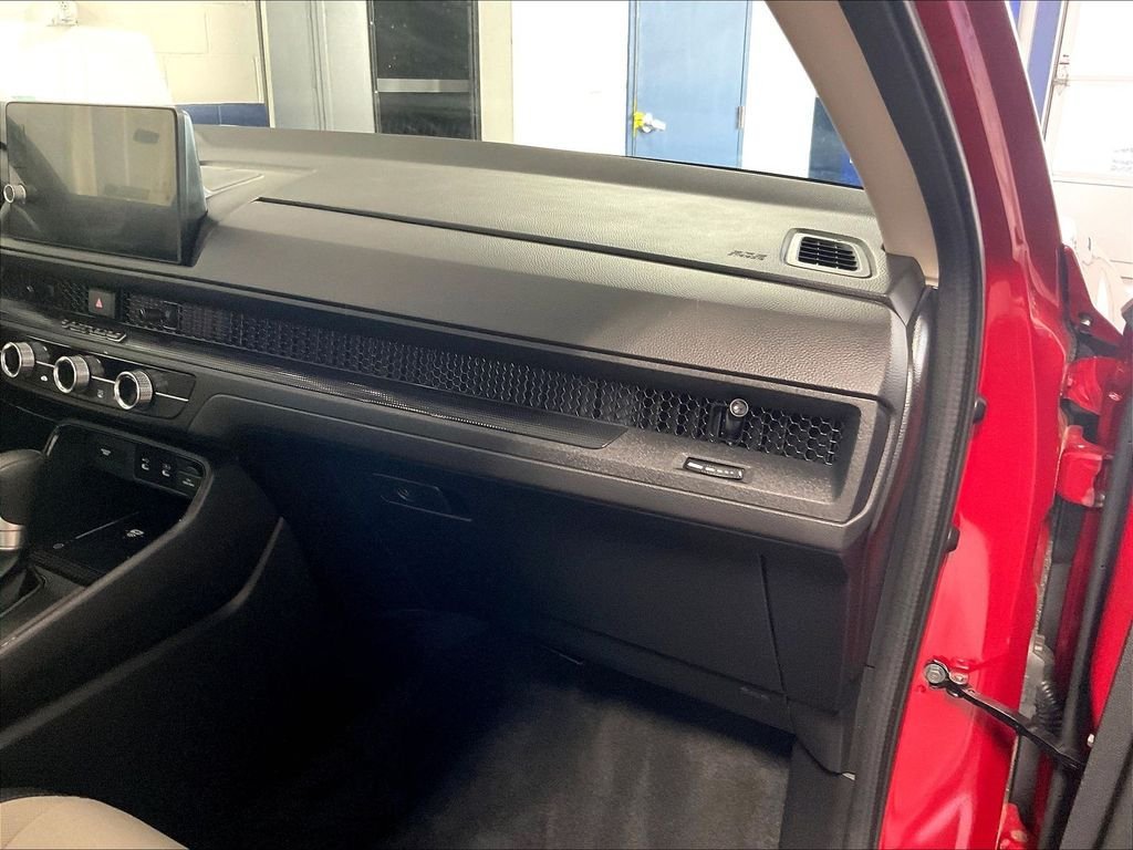 Used 2026 Honda CR-V LX image 13