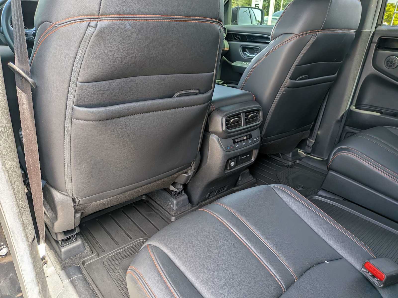 Certified 2024 Honda Pilot TrailSport image 17
