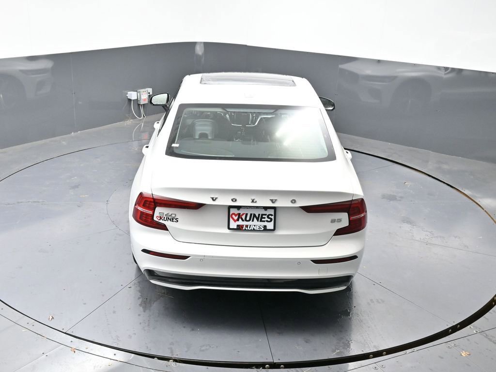 Used 2024 Volvo S60 B5 Core image 48