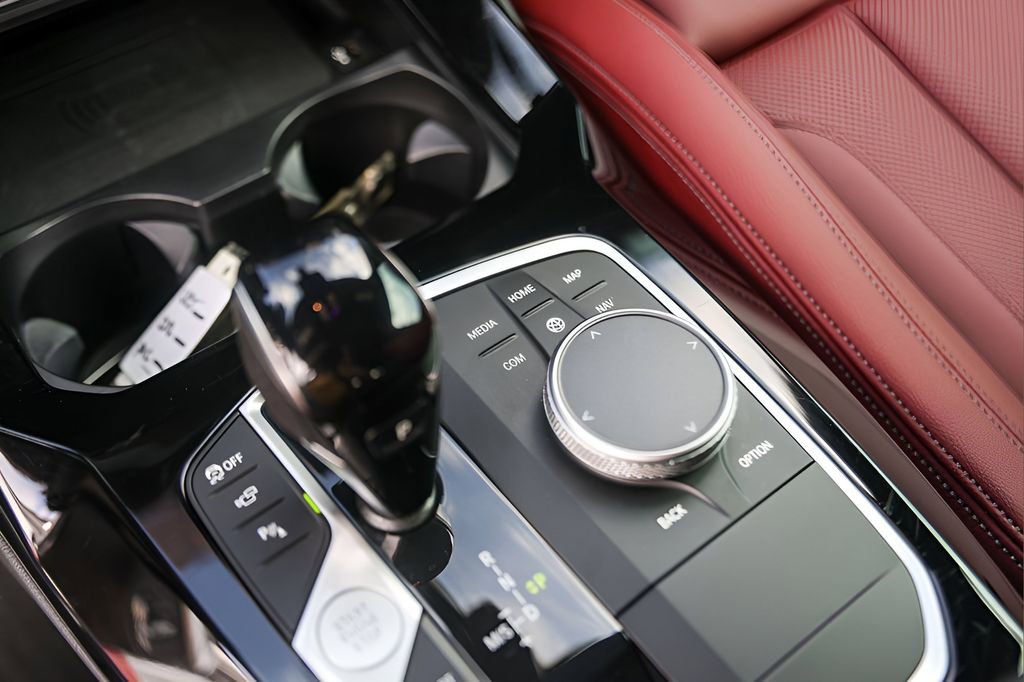 Used 2024 BMW X3 M40i image 21