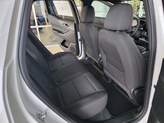 New 2026 Chevrolet Equinox LT w/ Safety and Technology Package image 22