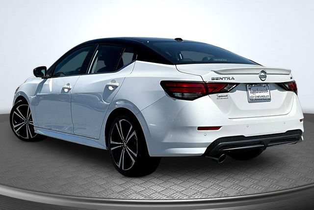 Used 2023 Nissan Sentra SR w/ SR Premium Package FWD image 4