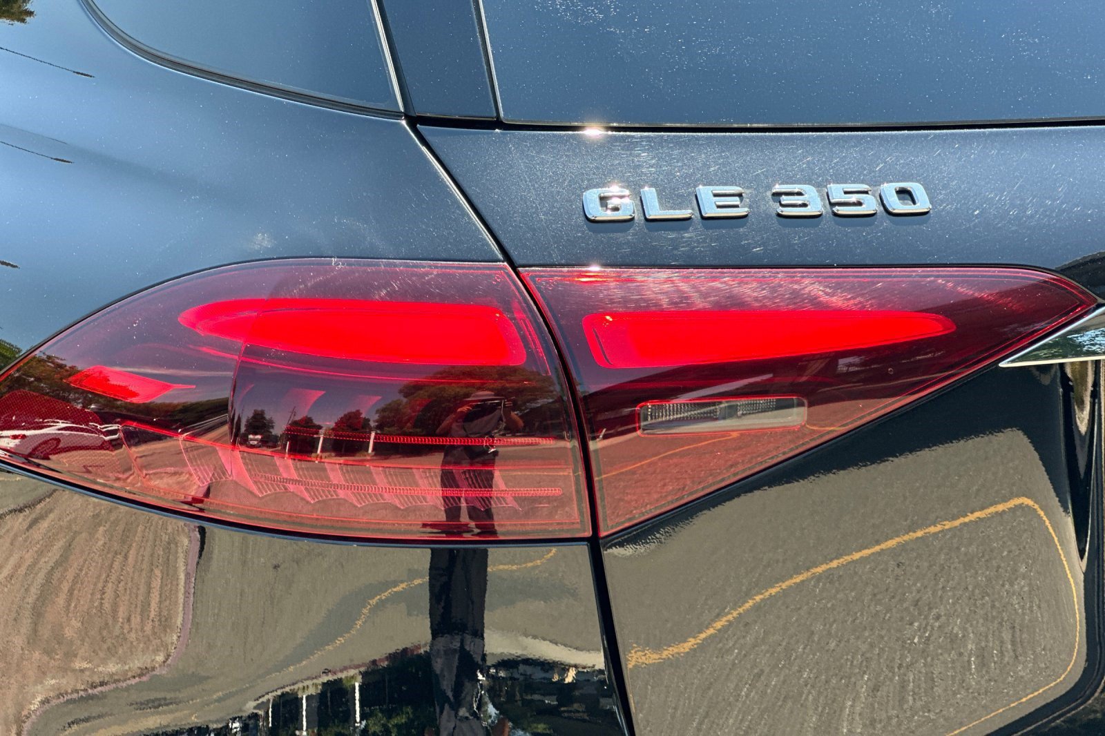 Certified 2025 Mercedes-Benz GLE 350 4MATIC image 31