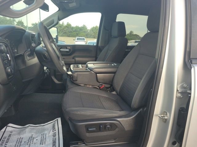 Used 2022 Chevrolet Silverado 2500 Custom w/ Custom Value Package image 19