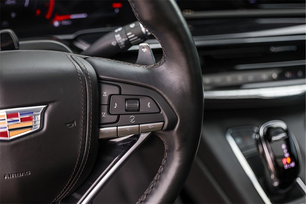 Used 2023 Cadillac Escalade V w/ LPO, ONYX Package image 16