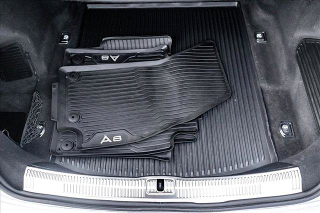 Used 2023 Audi A8 L 3.0T AWD/4WD image 24