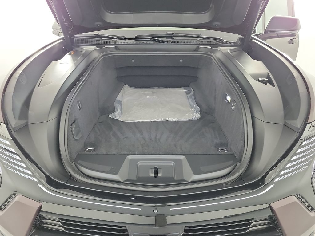 New 2026 Cadillac Escalade IQ Sport 1 w/ LPO, Floor Liner Package AWD/4WD image 9