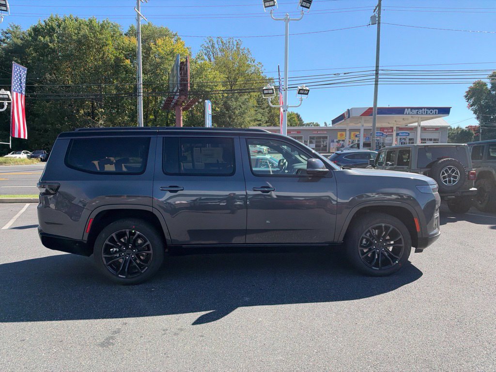 New 2027 Jeep Grand Wagoneer Summit AWD/4WD image 4