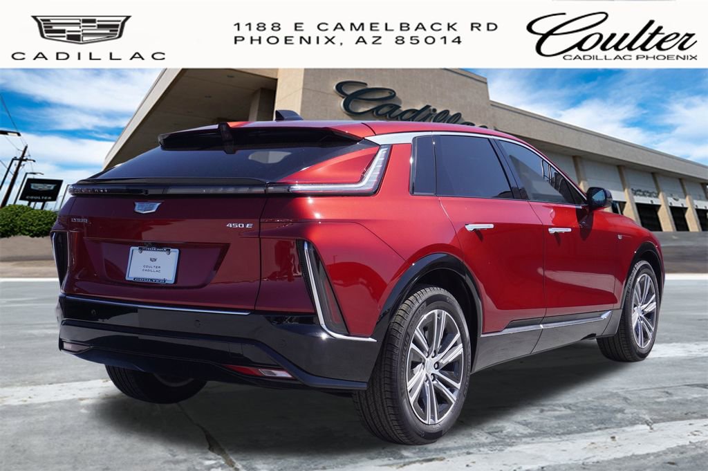 New 2025 Cadillac Lyriq Luxury image 3