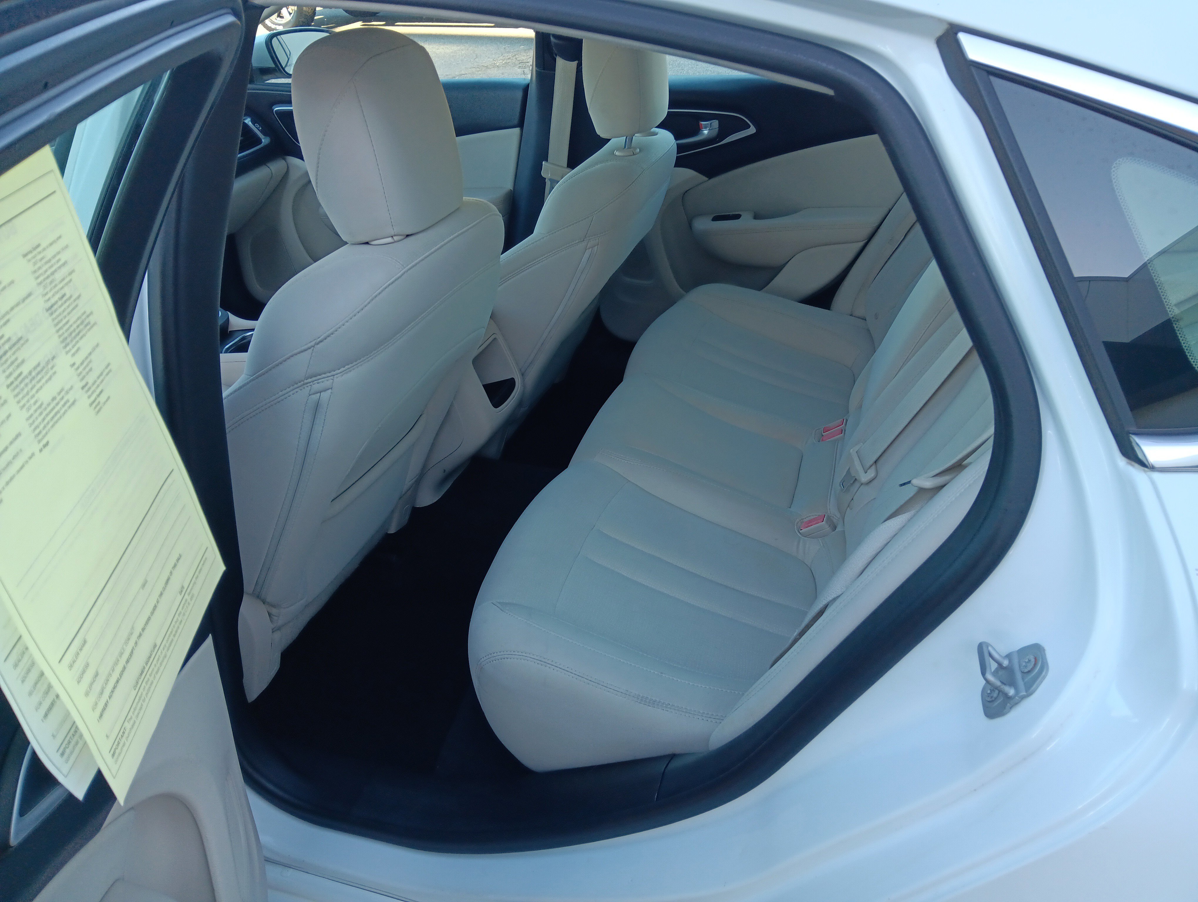 Used 2016 Chrysler 200 Limited w/ Anniversary Edition FWD image 16