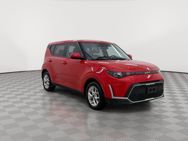 Used 2024 Kia Soul LX w/ Option Group 015 FWD image 13