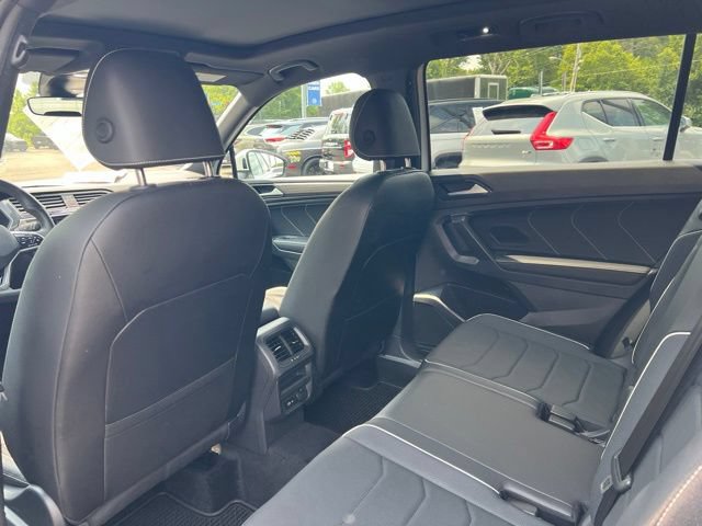 Used 2024 Volkswagen Tiguan SEL R-Line AWD/4WD image 20