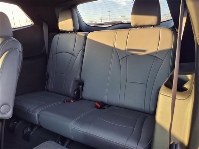 Used 2024 Buick Enclave Premium image 88