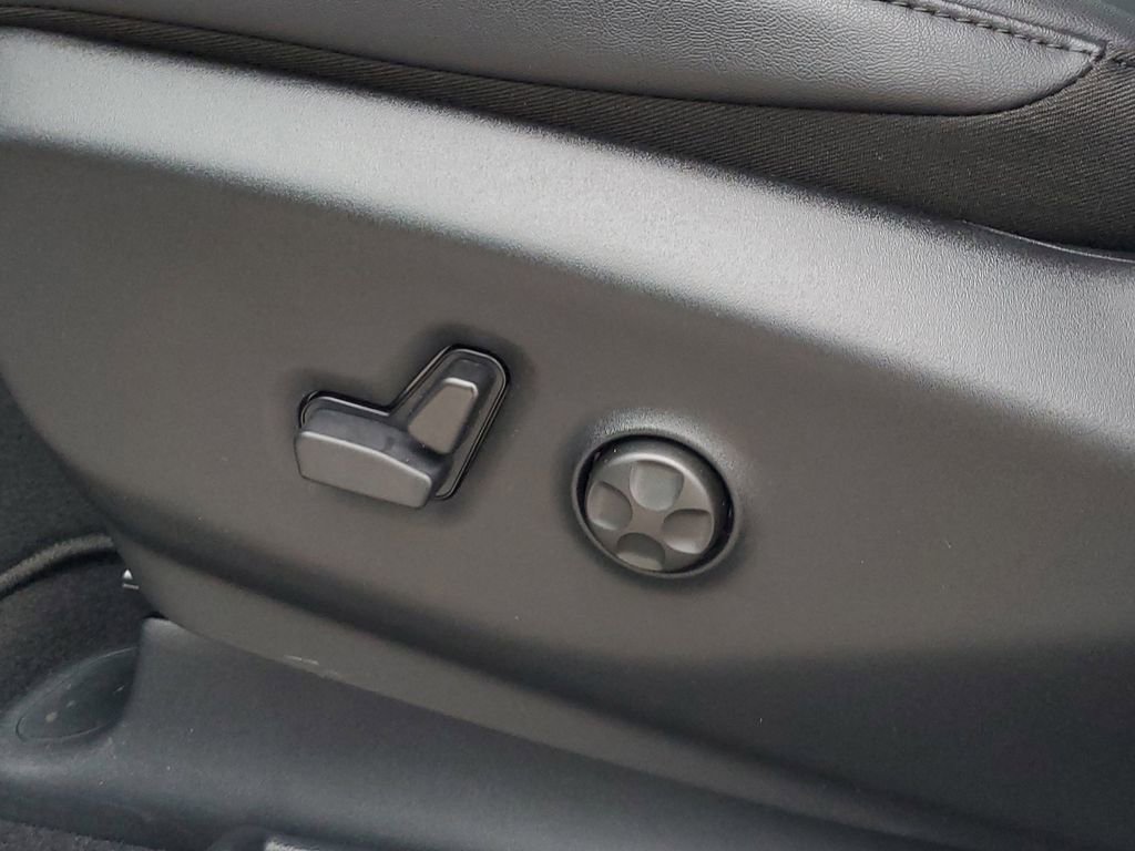 New 2026 Chrysler Pacifica Select image 17