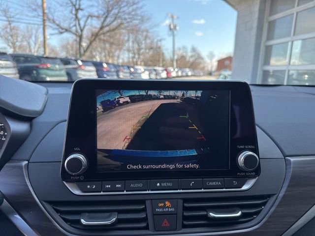 Used 2023 Nissan Altima 2.5 SV image 15