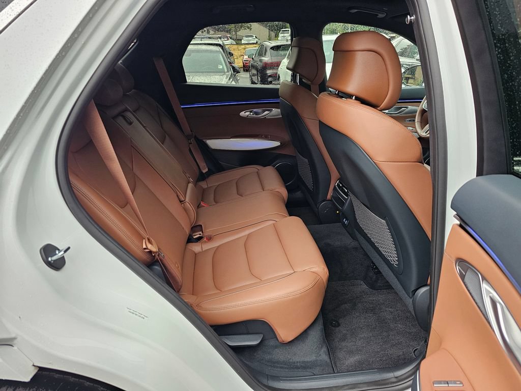 Certified 2026 Genesis GV70 2.5T Advanced AWD/4WD image 27