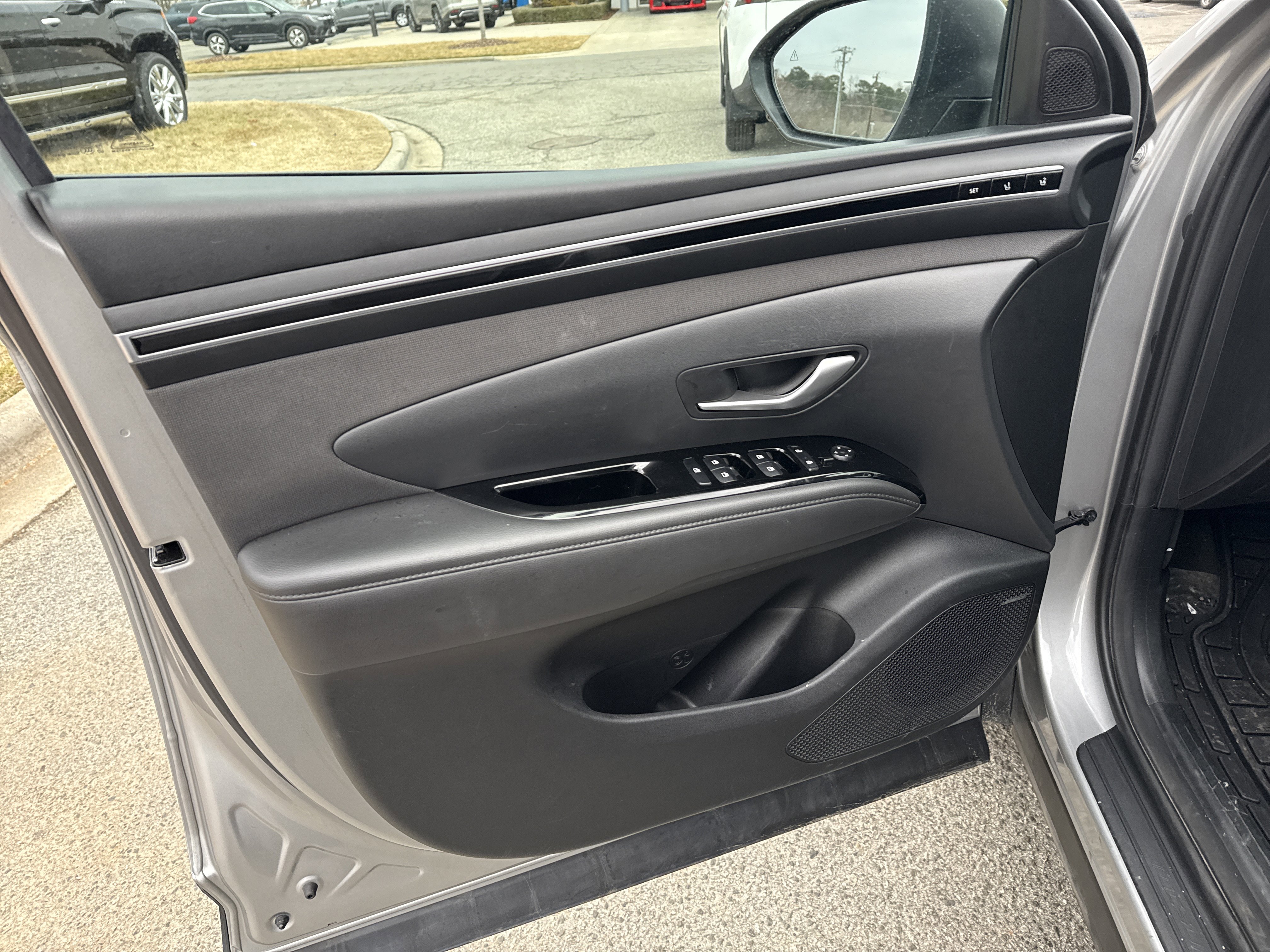 Used 2024 Hyundai Tucson Limited image 14