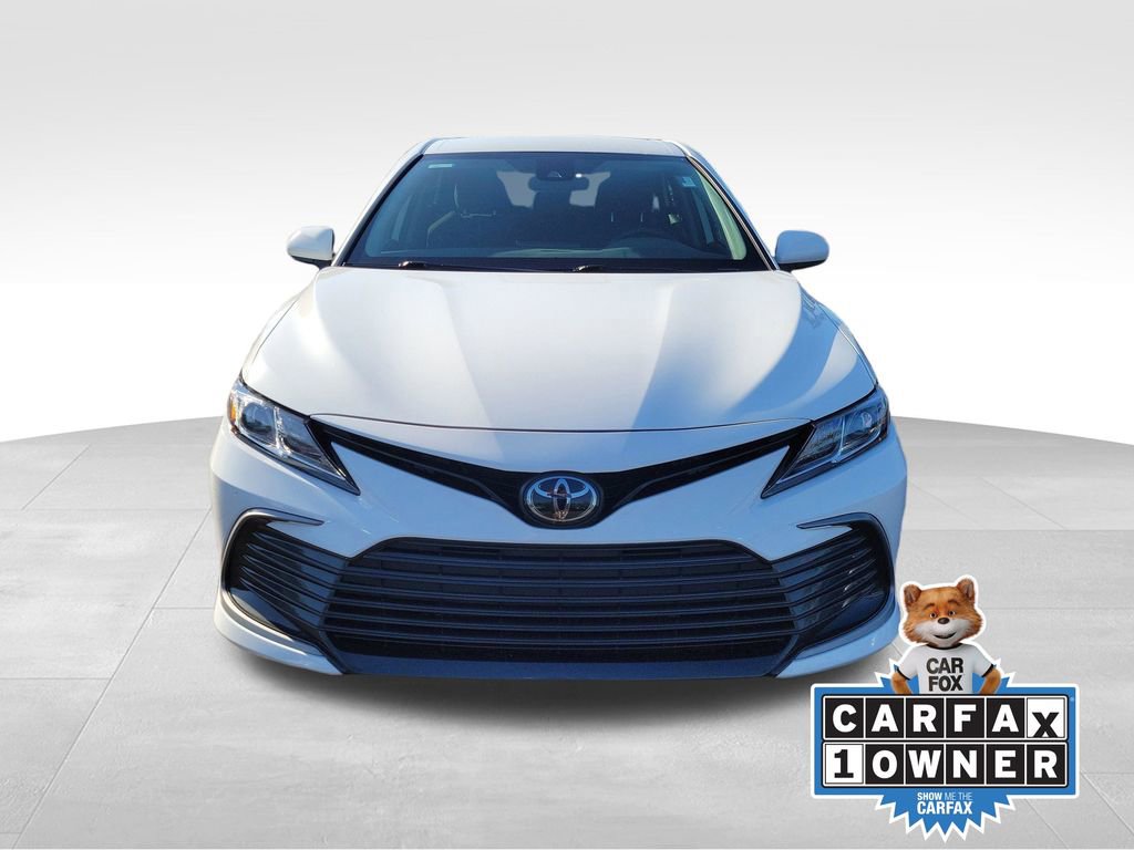 Used 2024 Toyota Camry LE FWD image 7