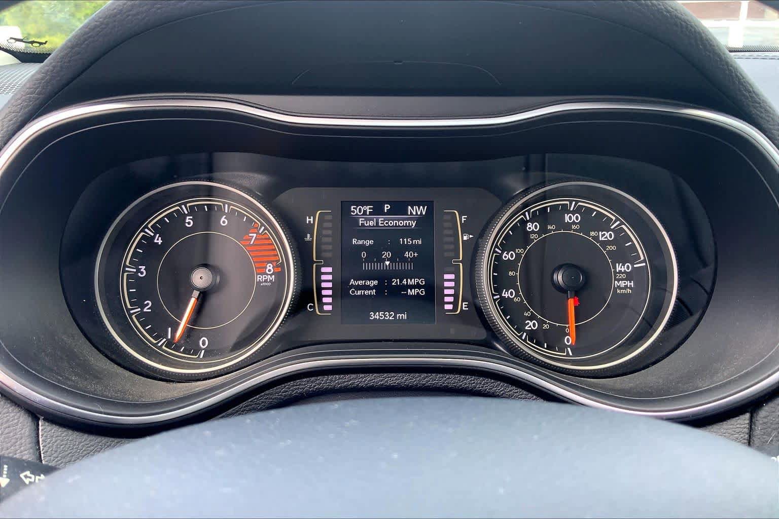 Used 2022 Jeep Cherokee Latitude w/ Sun & Sound Group AWD/4WD image 26