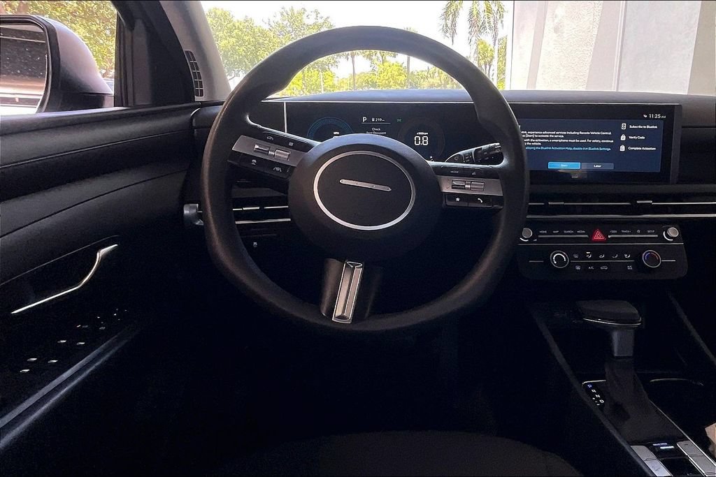 Used 2025 Hyundai Tucson SE FWD image 5