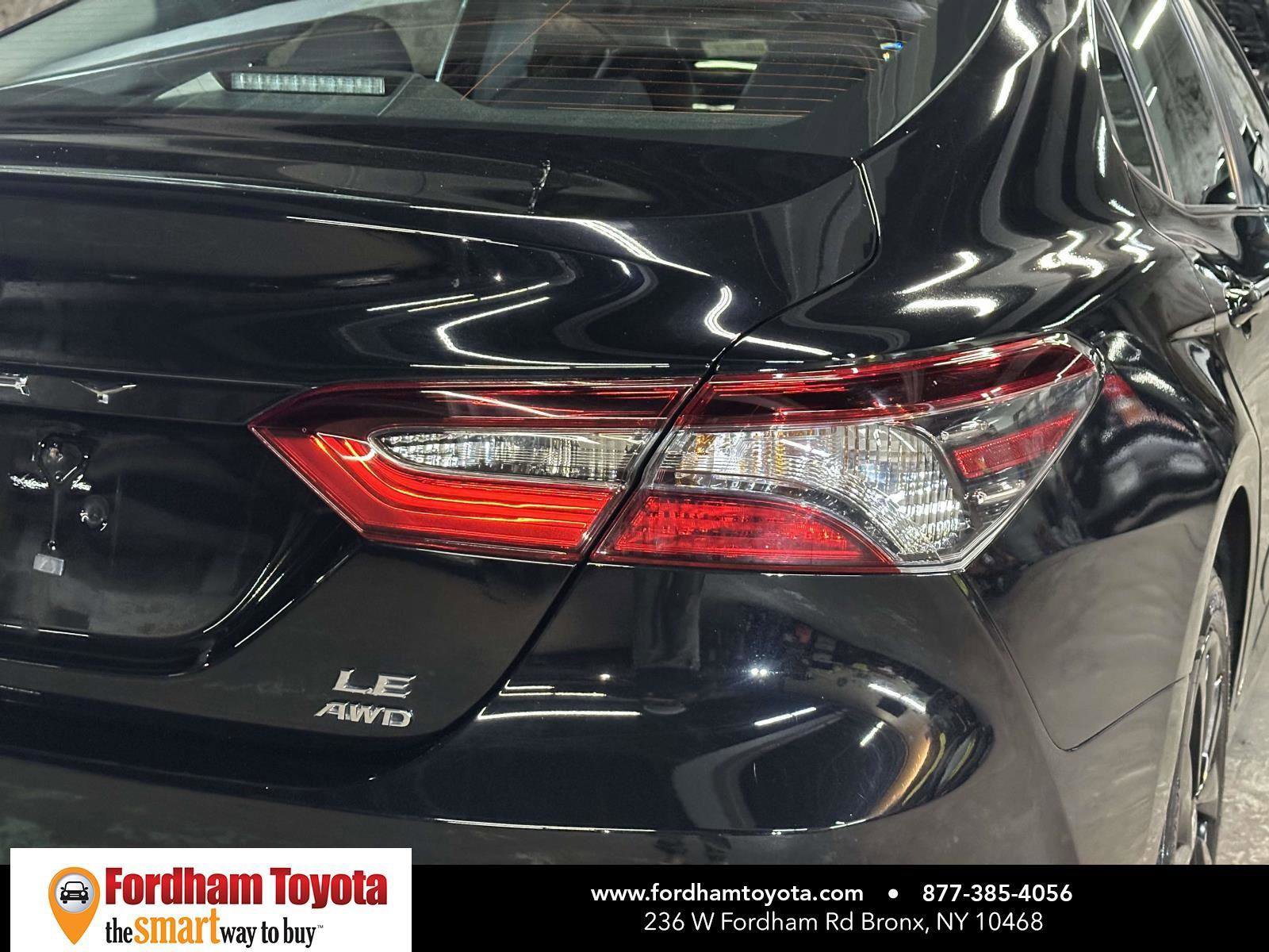 Used 2022 Toyota Camry LE image 12
