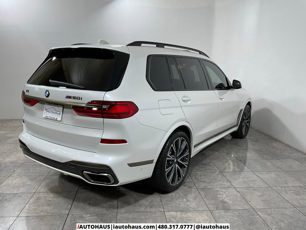 Used 2022 BMW X7 M50i image 7
