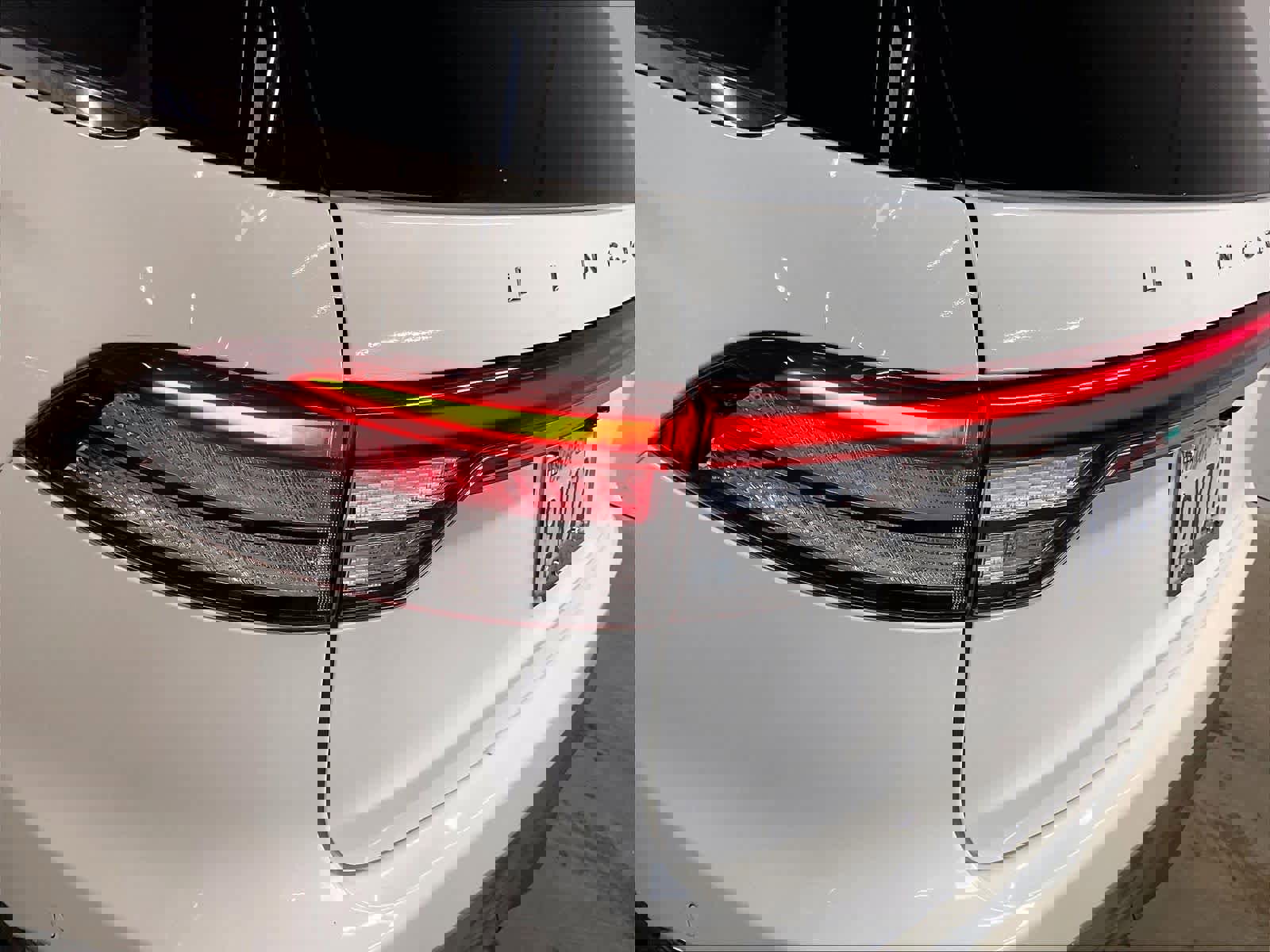 Used 2022 Lincoln Aviator Reserve w/ Equipment Group 201A image 31