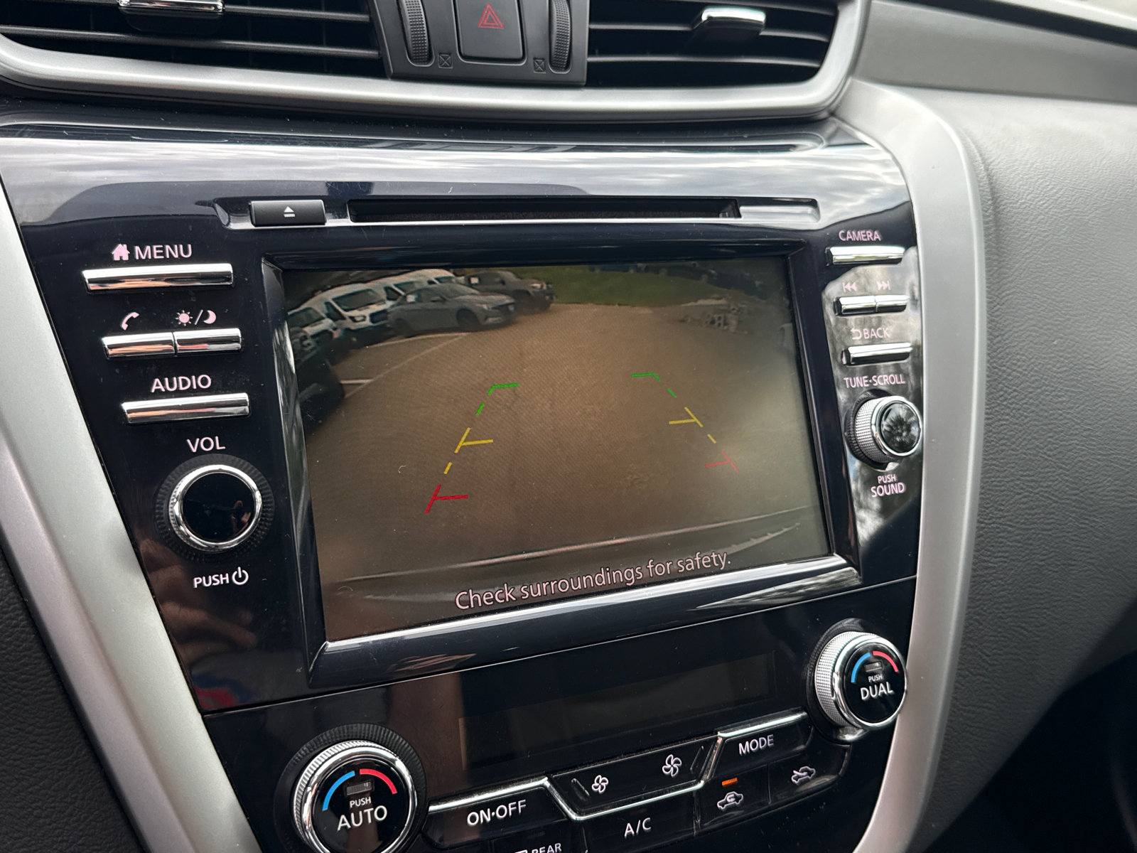 Used 2019 Nissan Murano S AWD/4WD image 16