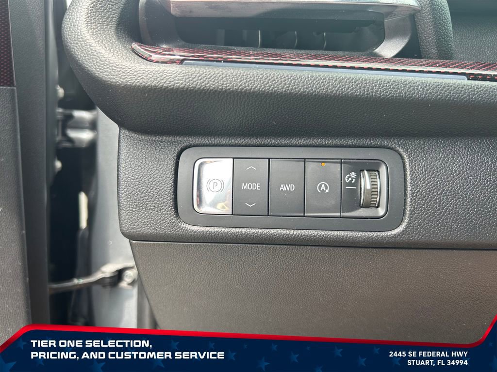 Used 2024 Chevrolet Traverse RS AWD/4WD image 17