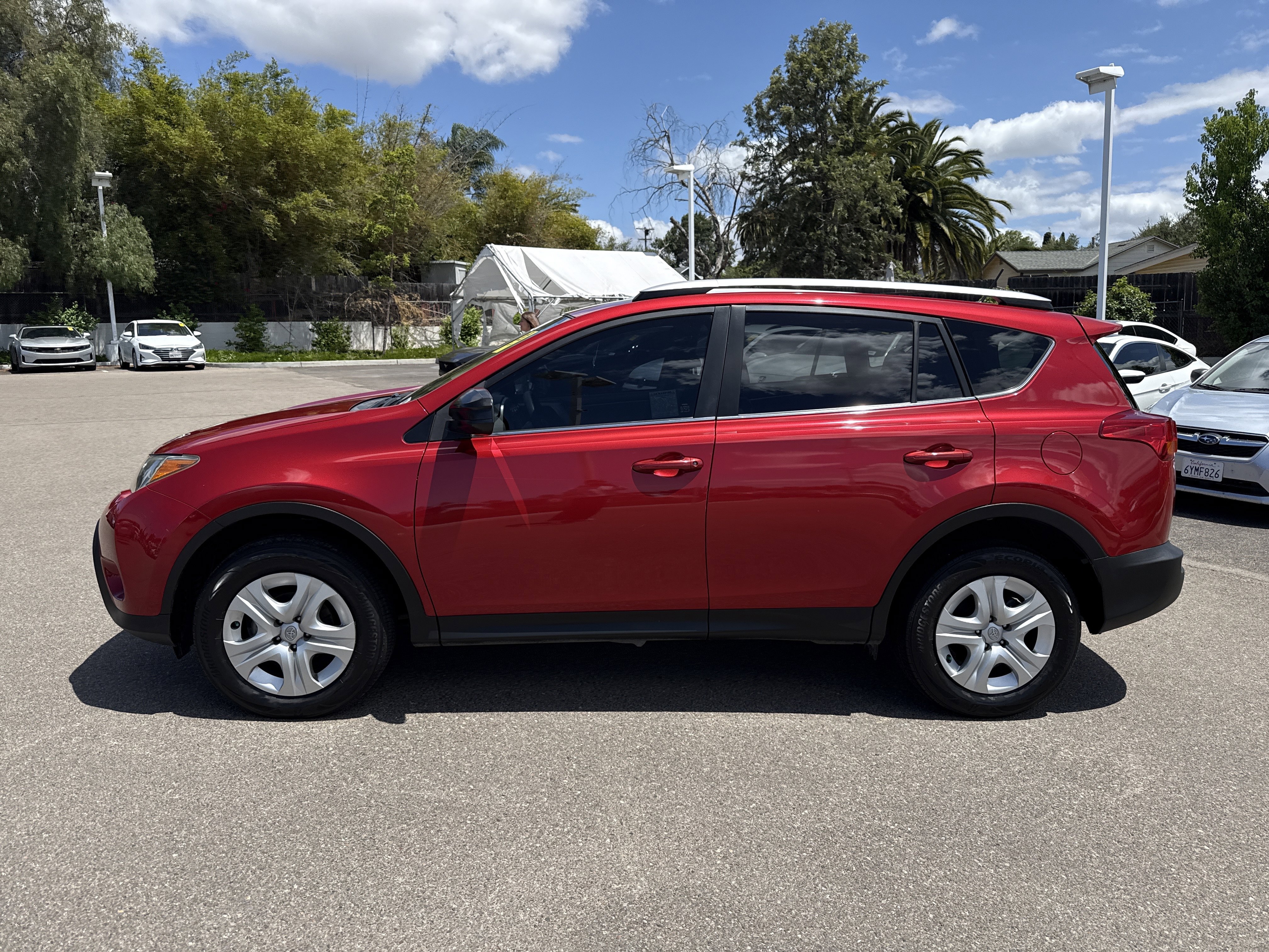 Used 2015 Toyota RAV4 LE FWD image 2