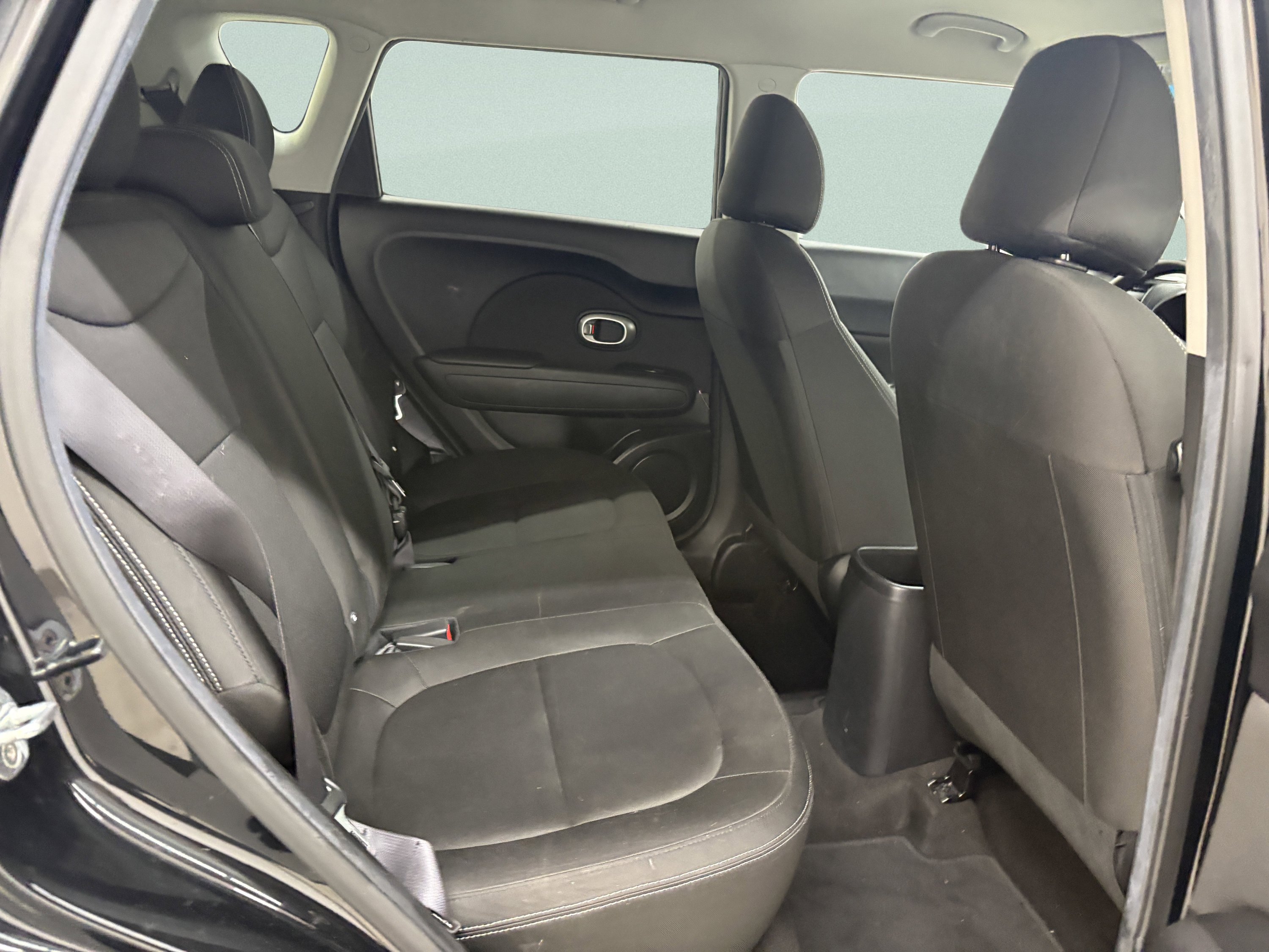 Used 2017 Kia Soul FWD image 22