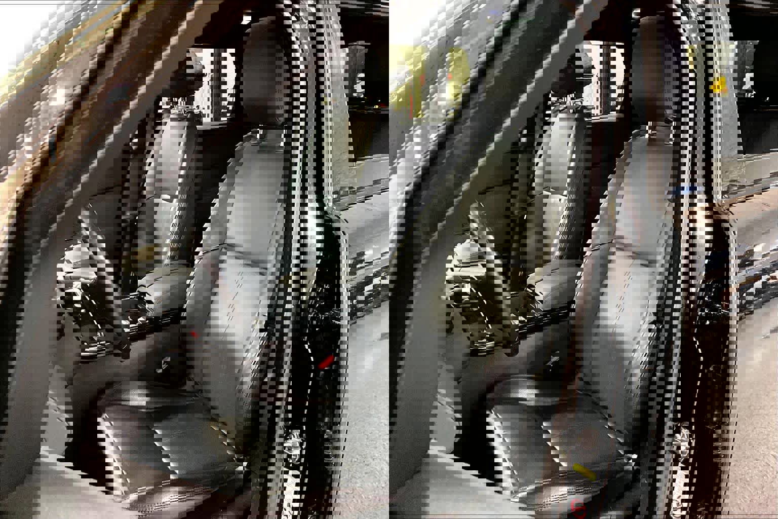 Used 2025 Land Rover Range Rover Velar Dynamic SE image 8