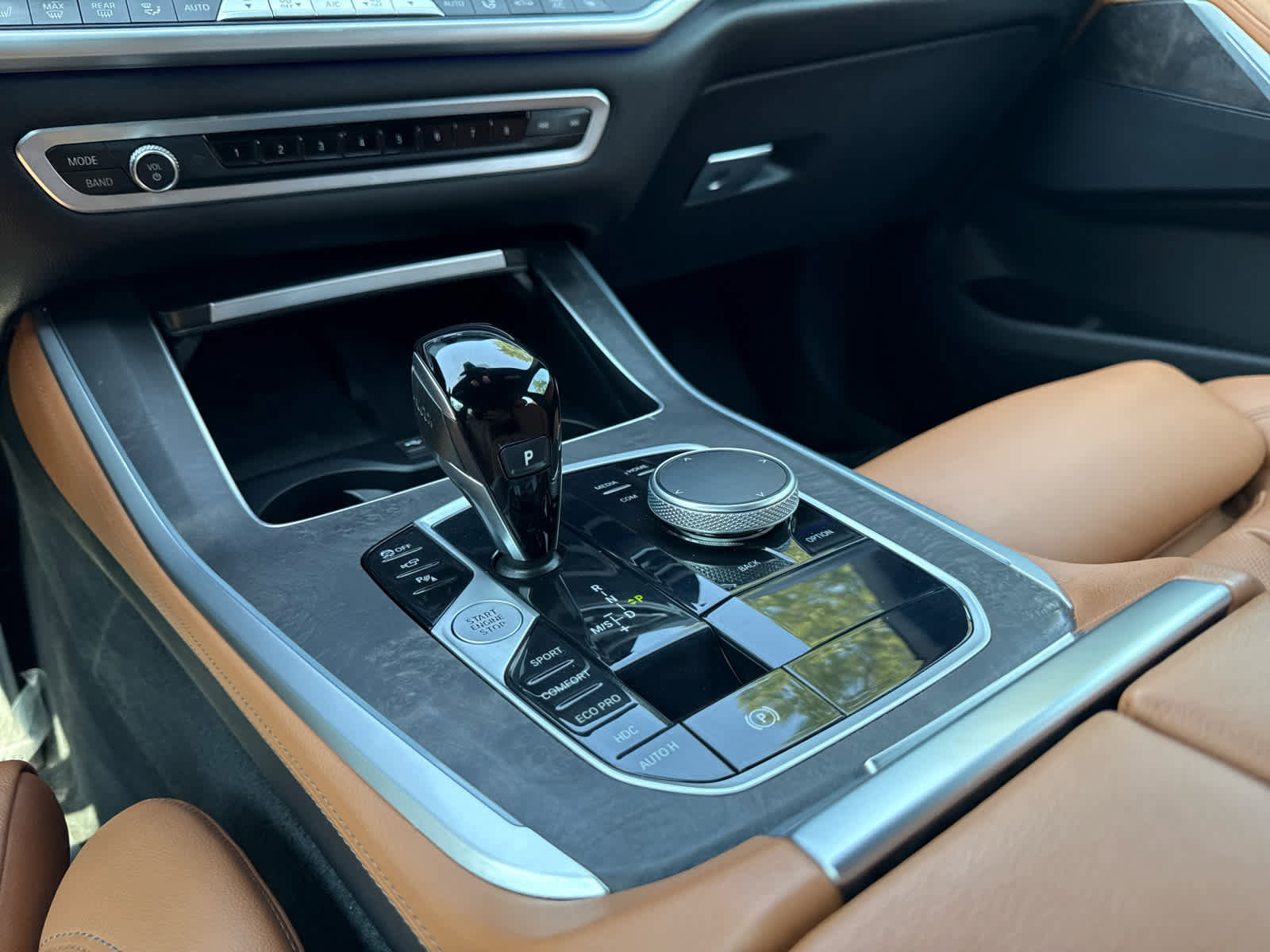 Certified 2022 BMW X5 xDrive40i w/ Premium Package image 9