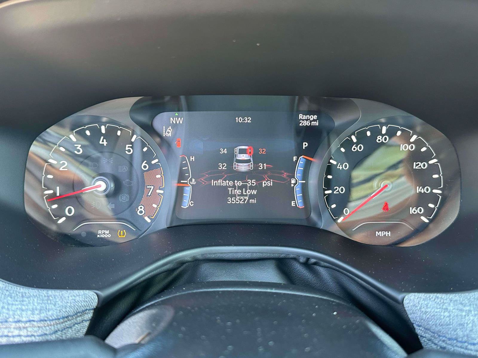 Used 2023 Jeep Compass Latitude AWD/4WD image 23