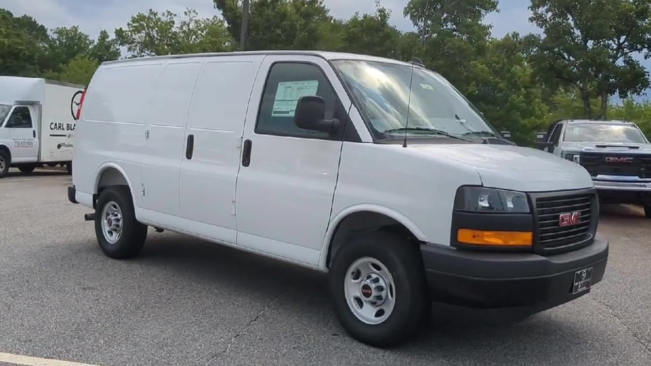 New 2025 GMC Savana 2500 Extended w/ Driver Convenience Package RWD image 2