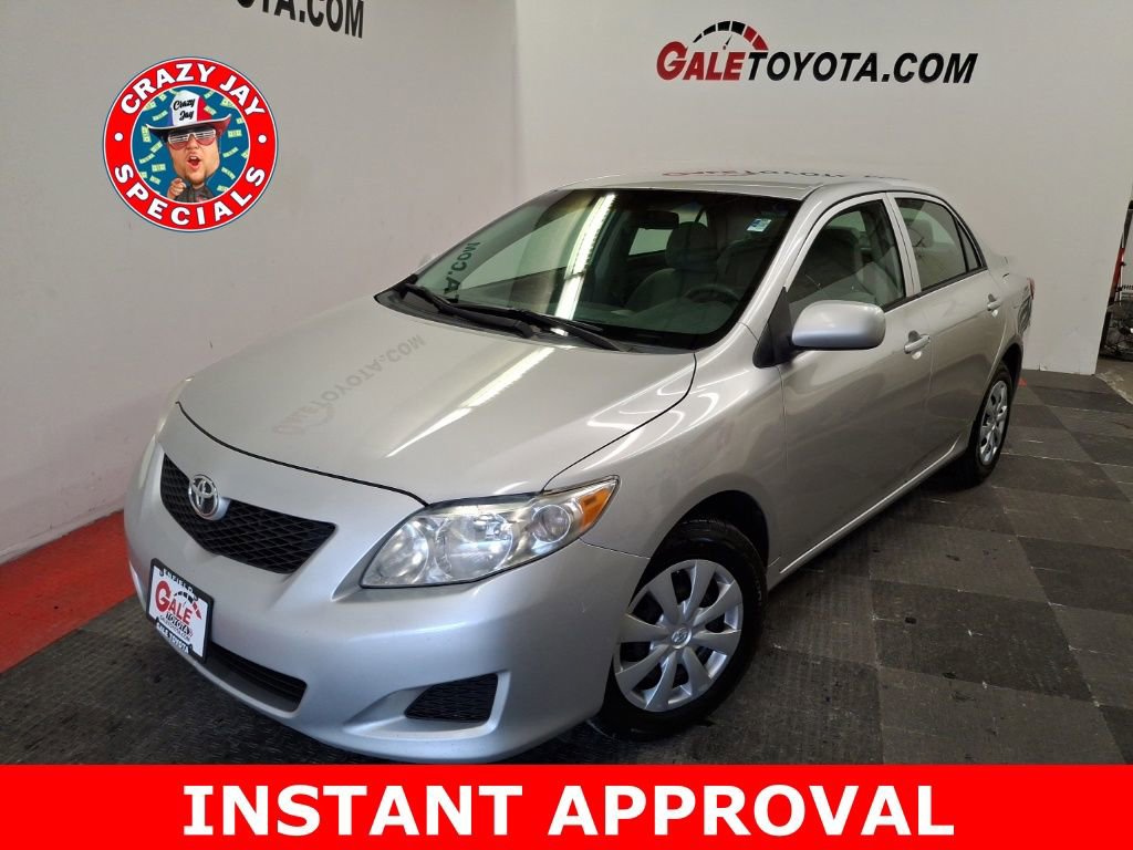 Used 2010 Toyota Corolla LE image 1