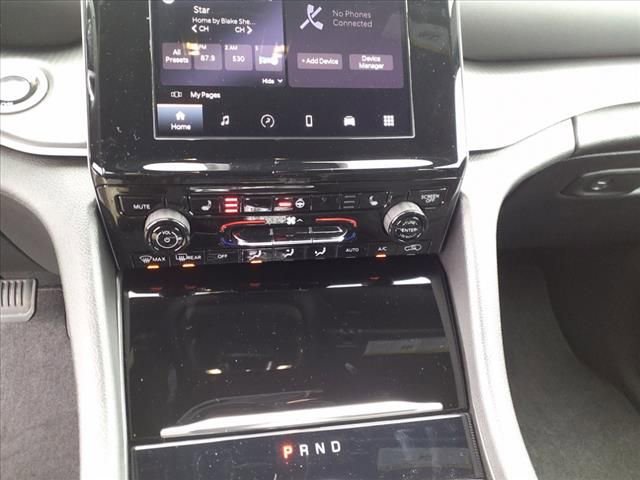 New 2025 Jeep Grand Cherokee L Laredo AWD/4WD image 17