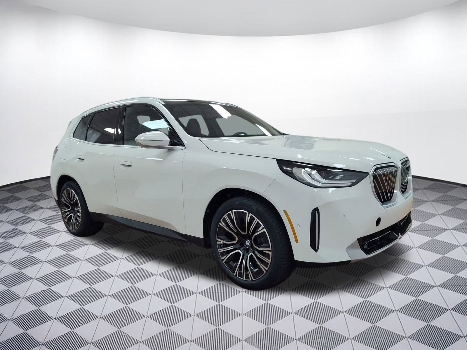 Used 2025 BMW X3 xDrive30i w/ Convenience Package image 7