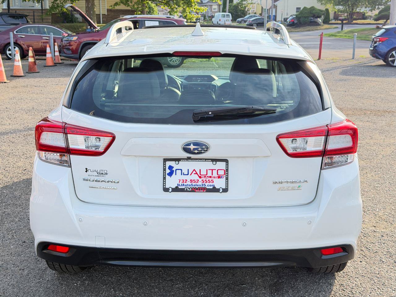 Used 2017 Subaru Impreza 2.0i Limited w/ Moonroof/BSD & Rcta/Eyesight AWD/4WD image 5